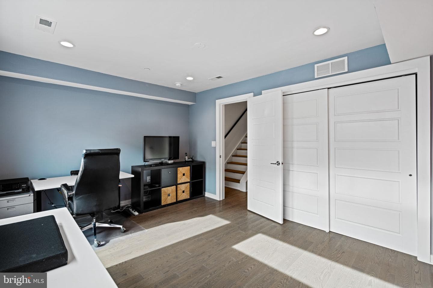 418 Wallace Street photo 15