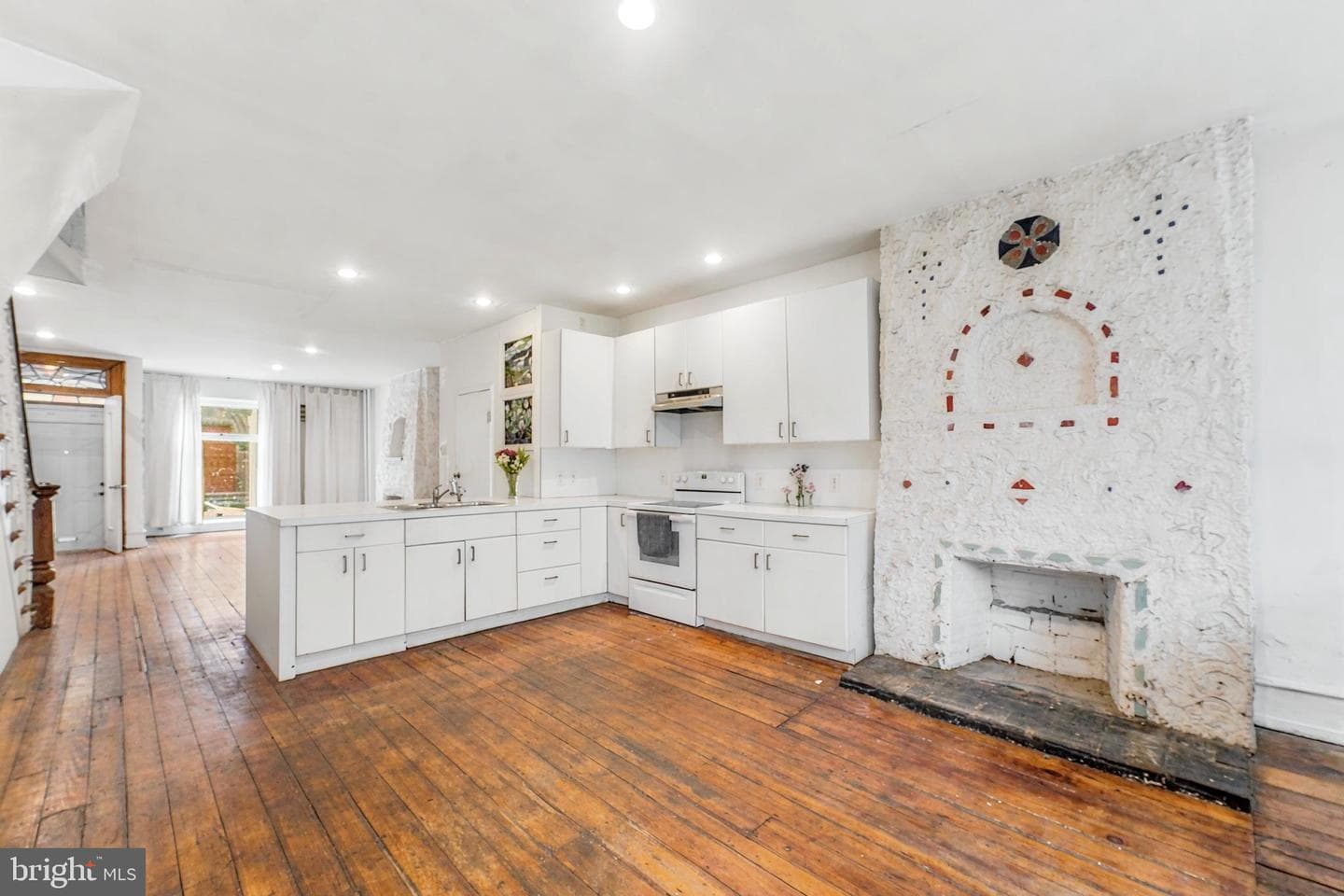 2203 Spruce Street photo 3