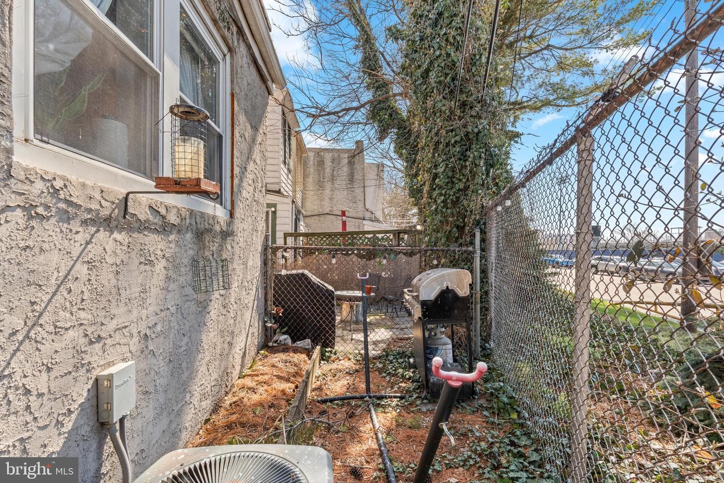 406 N 42nd Street photo 17