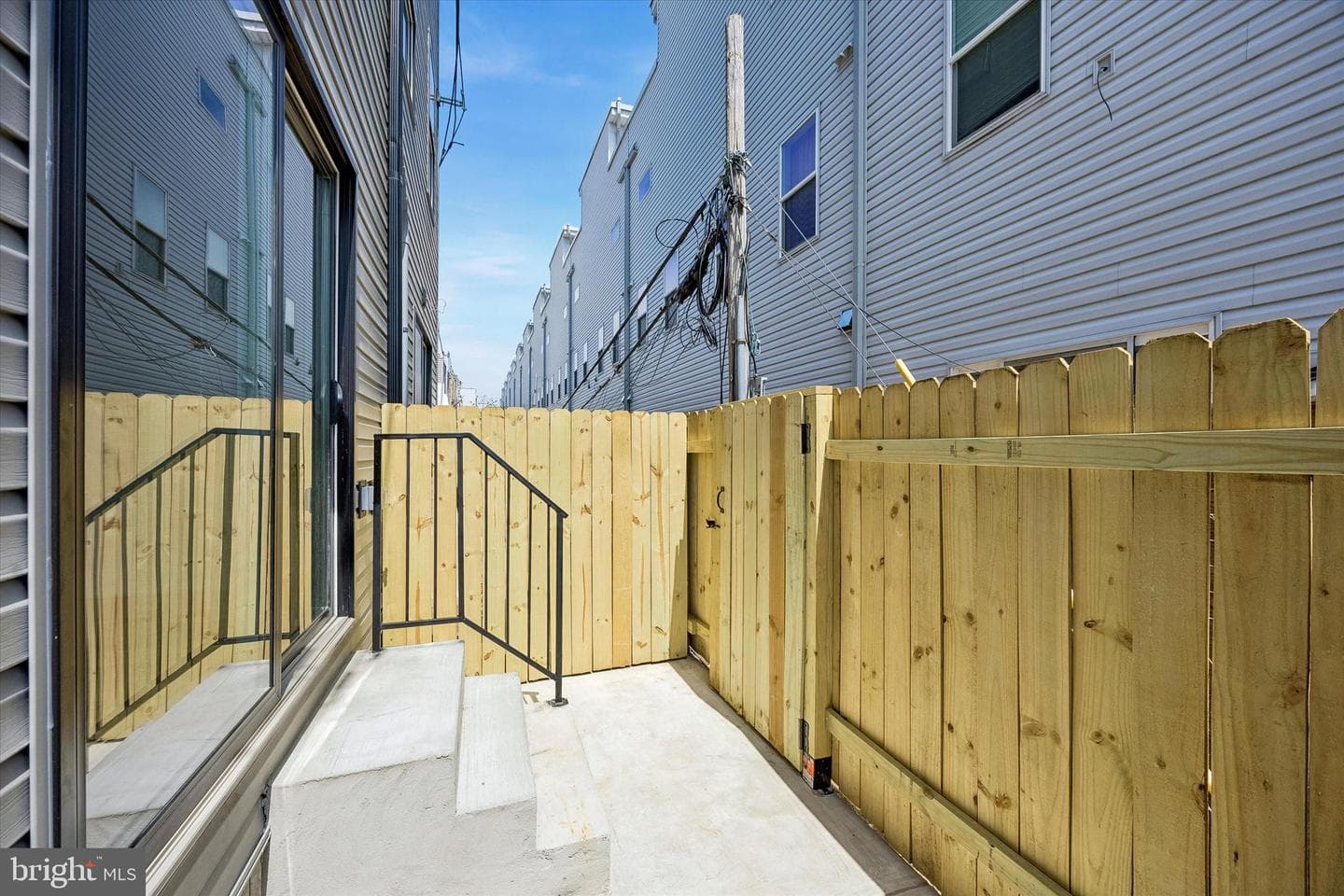 1553 S Stillman Street photo 18