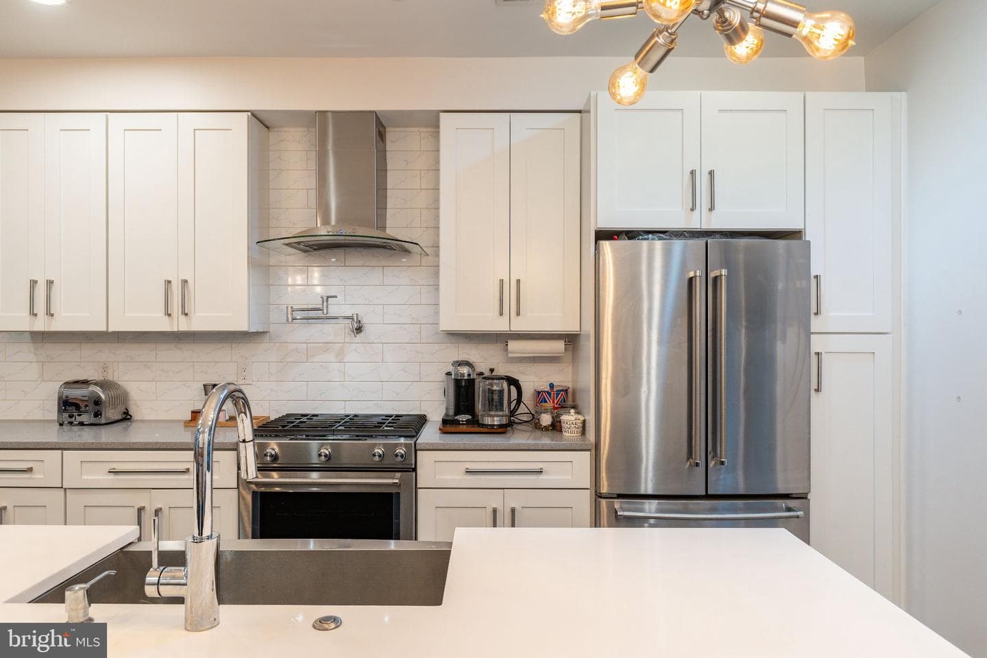239 Lyceum Avenue photo 14