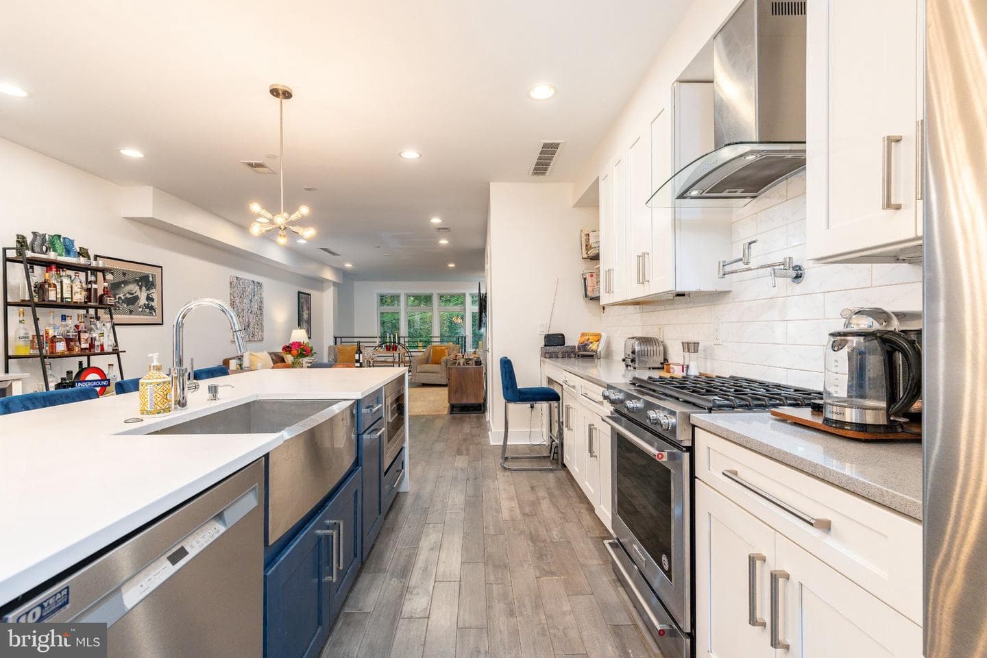 239 Lyceum Avenue photo 15