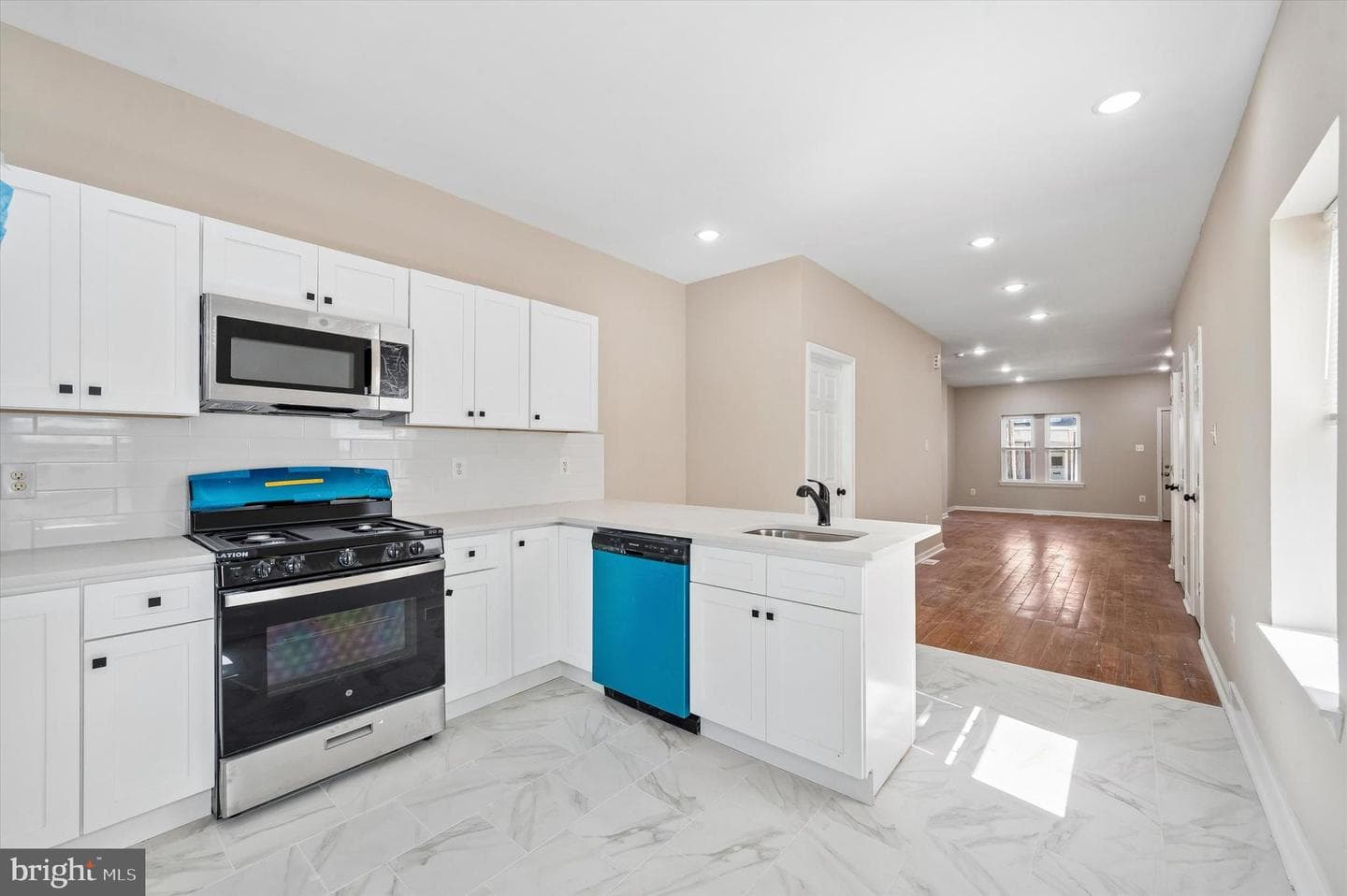 6034 Irving Street photo 15