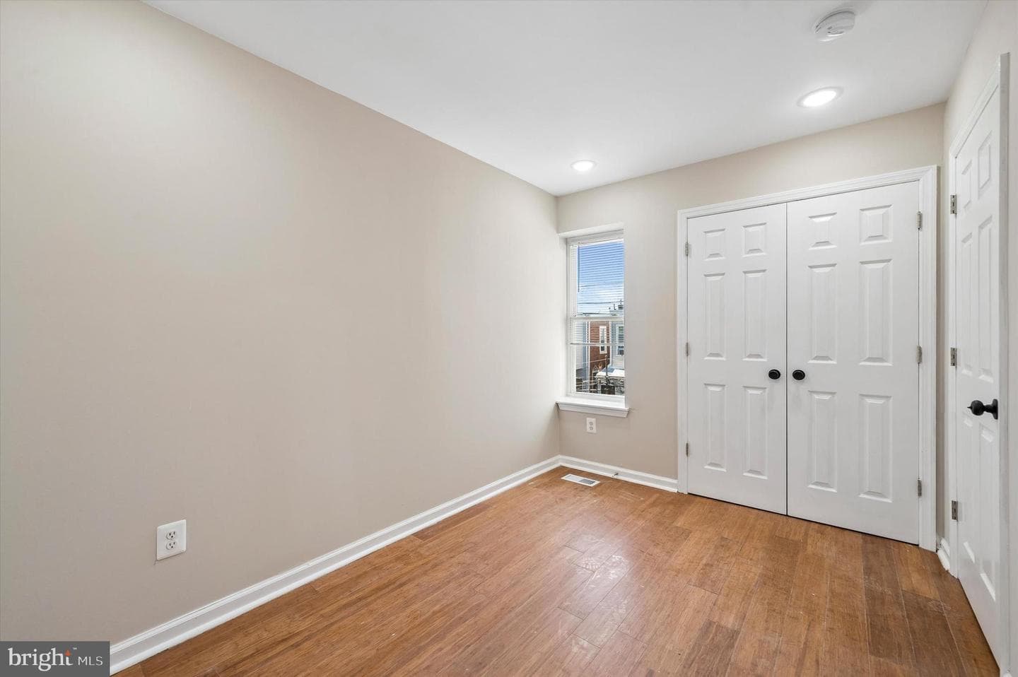 6034 Irving Street photo 18