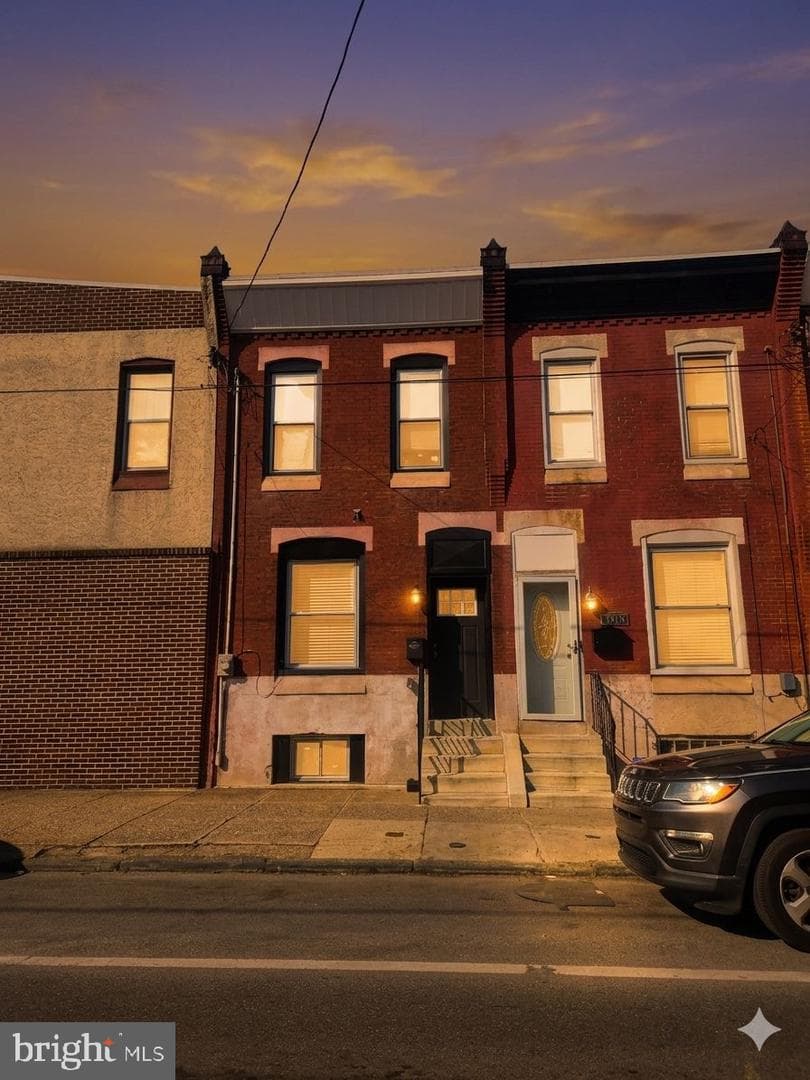 1921 Tasker Street, Philadelphia