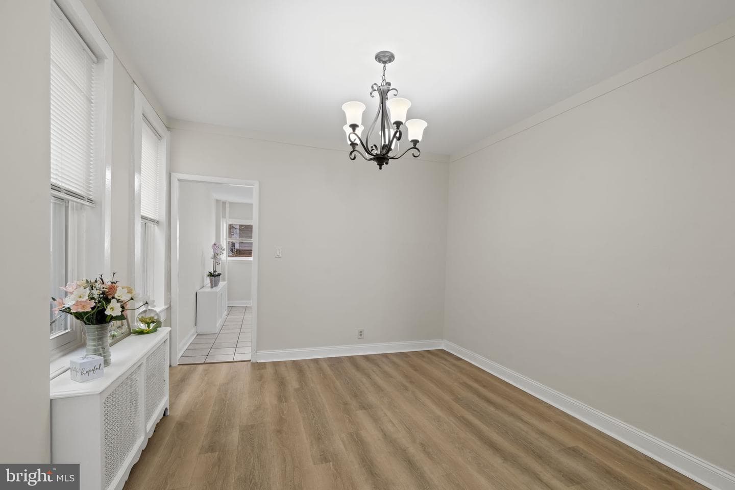 2054 Mckean Street photo 10