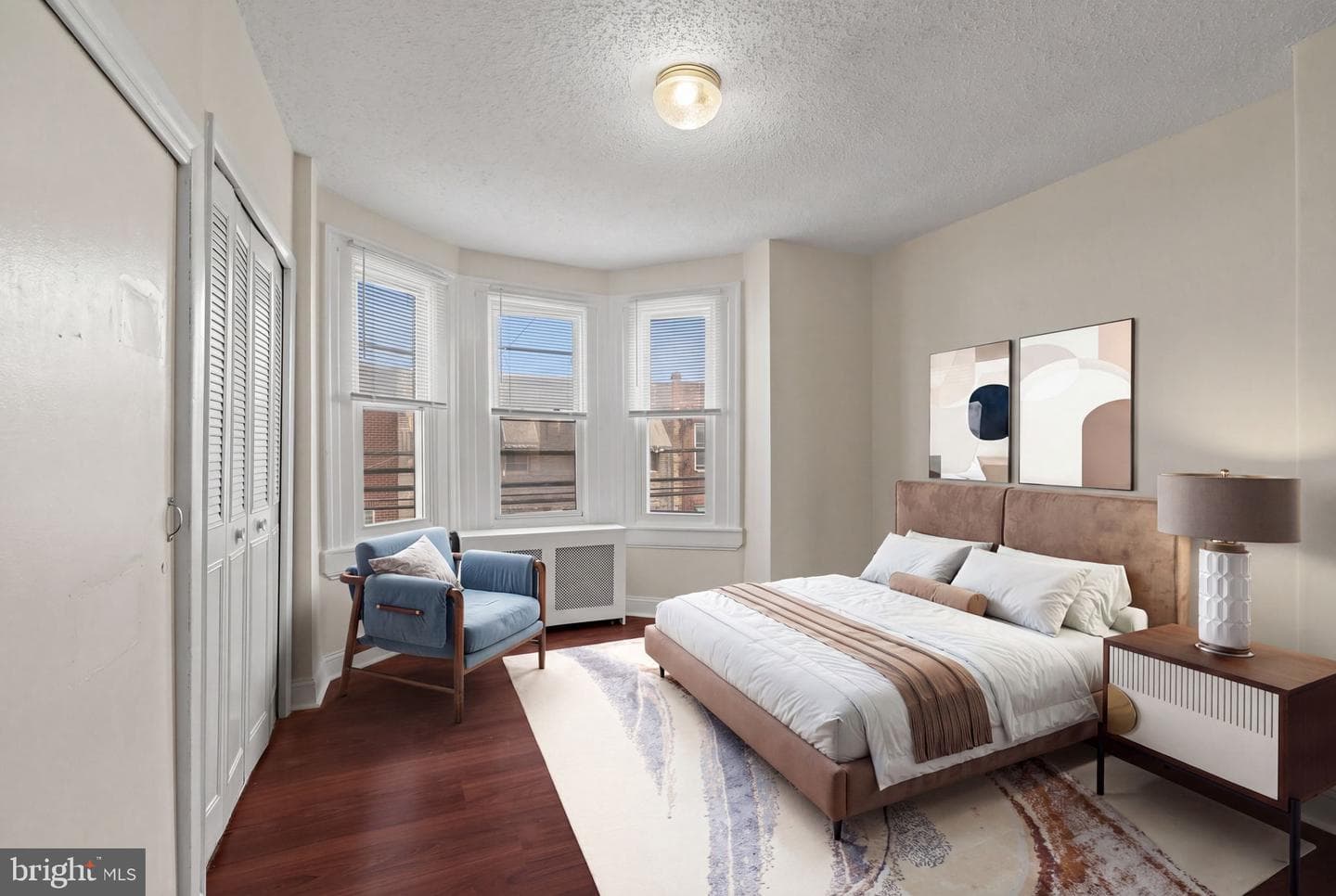 2054 Mckean Street photo 4