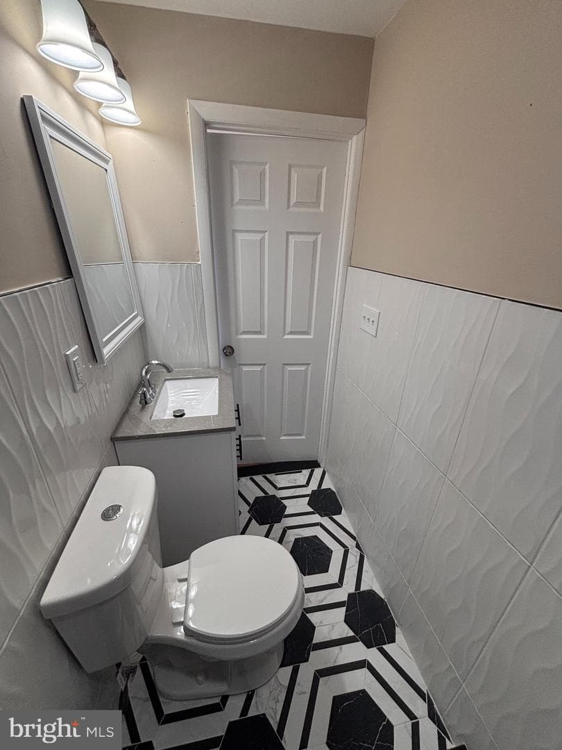 7825 Rugby Street photo 25