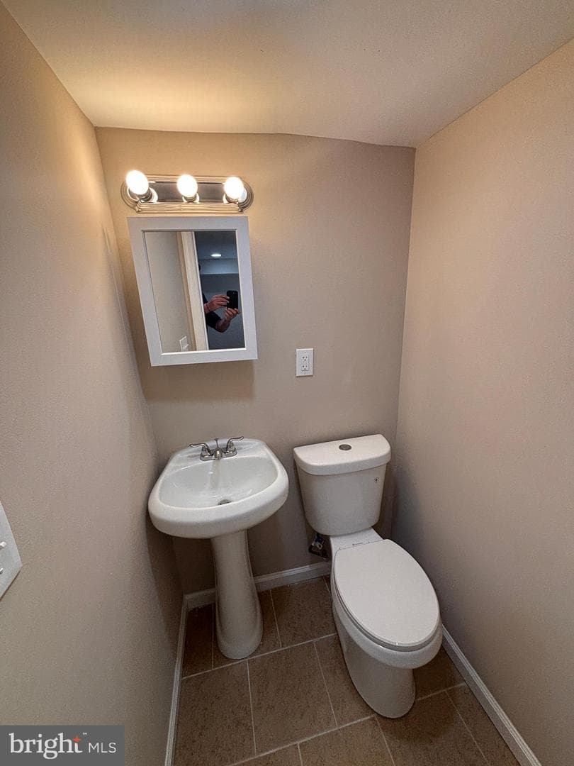 7825 Rugby Street photo 38