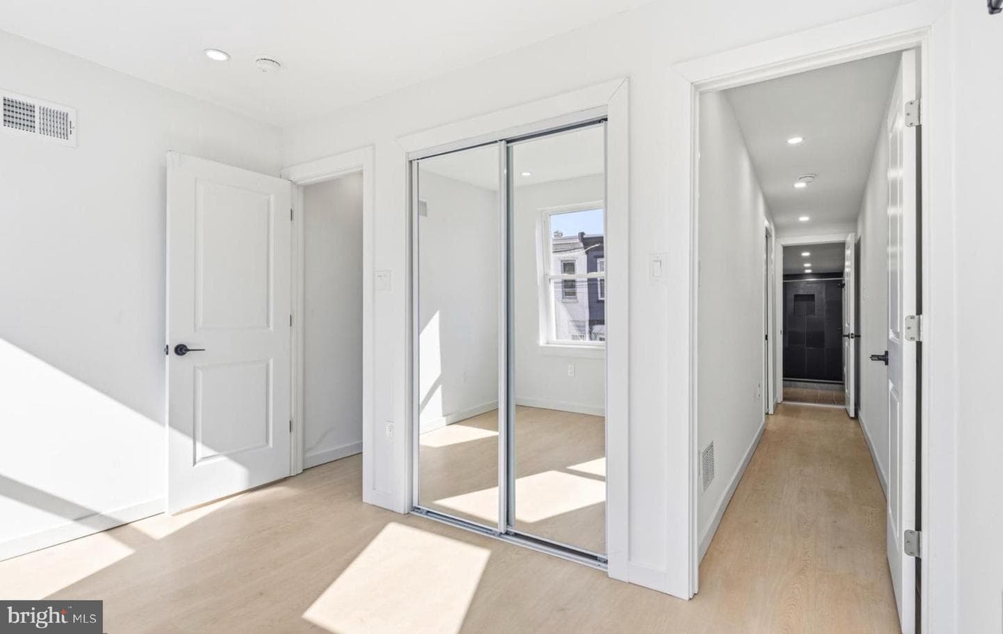 1819 E Albert Street photo 10