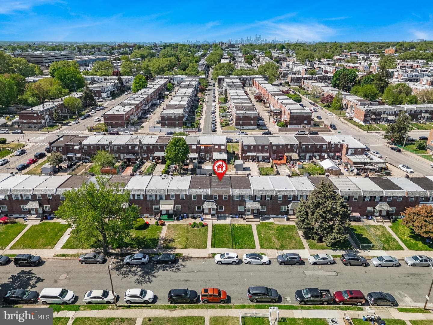 1622 E Howell Street photo 13