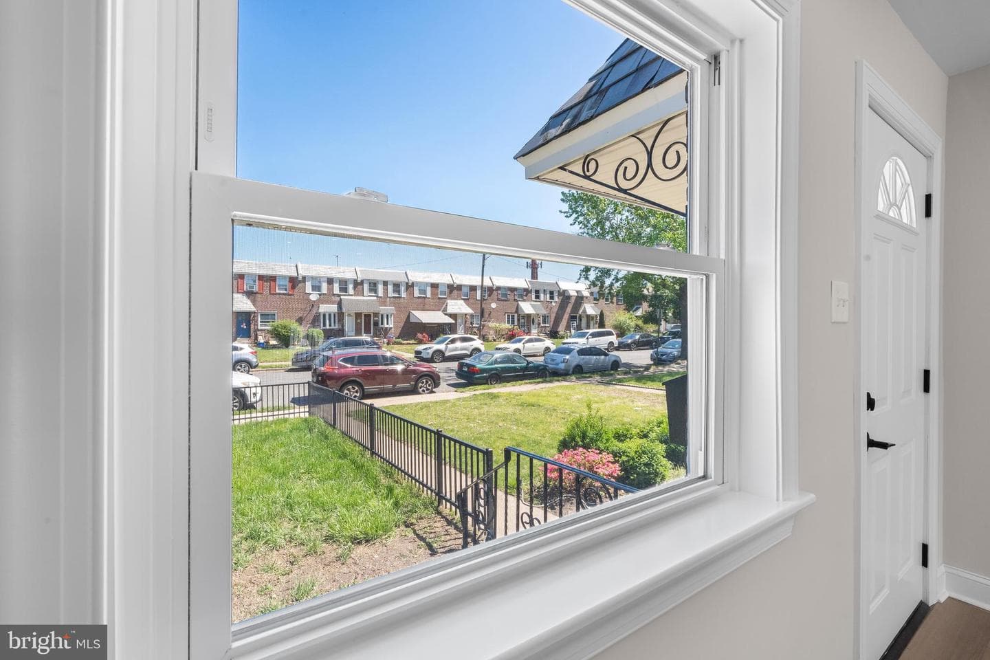 1622 E Howell Street photo 21