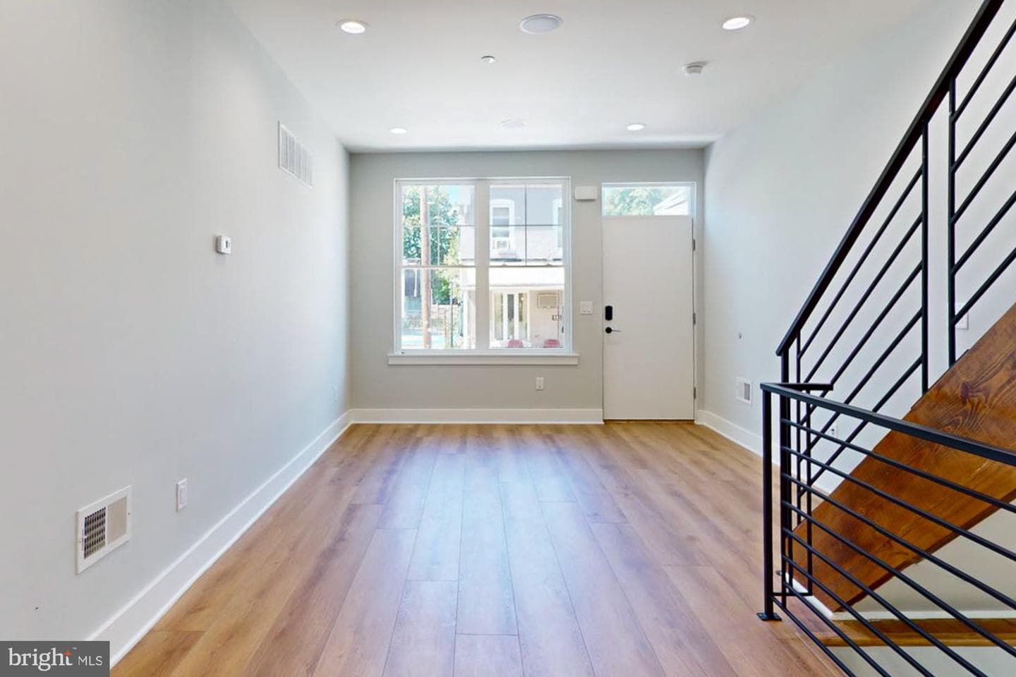 511 N Paxon Street photo 3