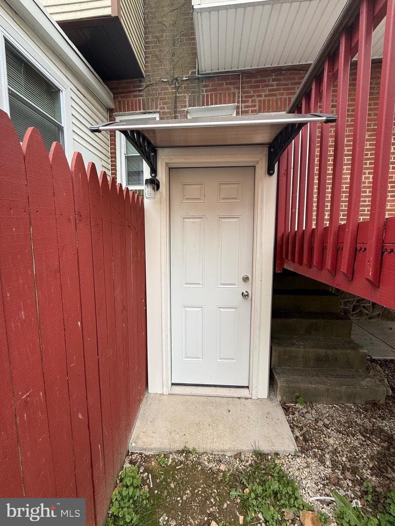 825 Rhawn Street photo 11