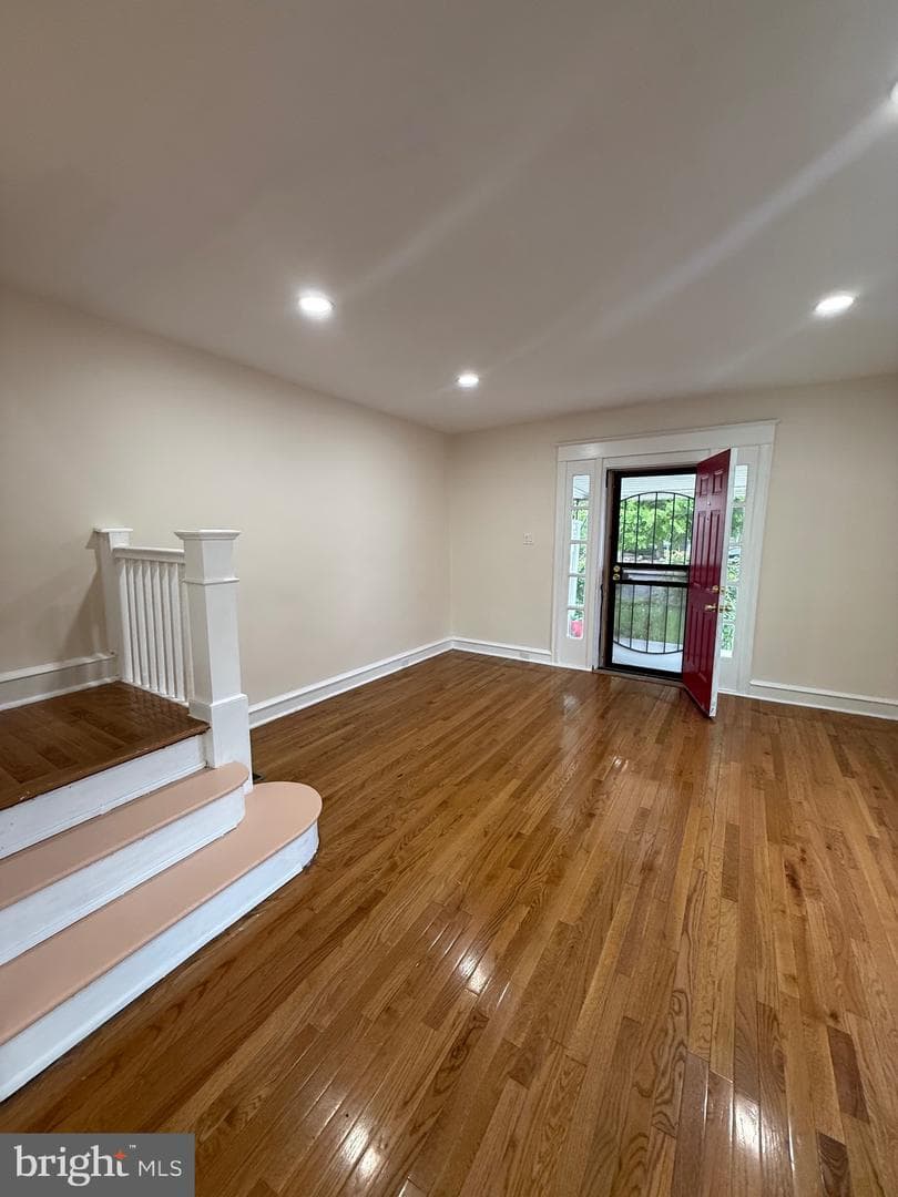 825 Rhawn Street photo 14