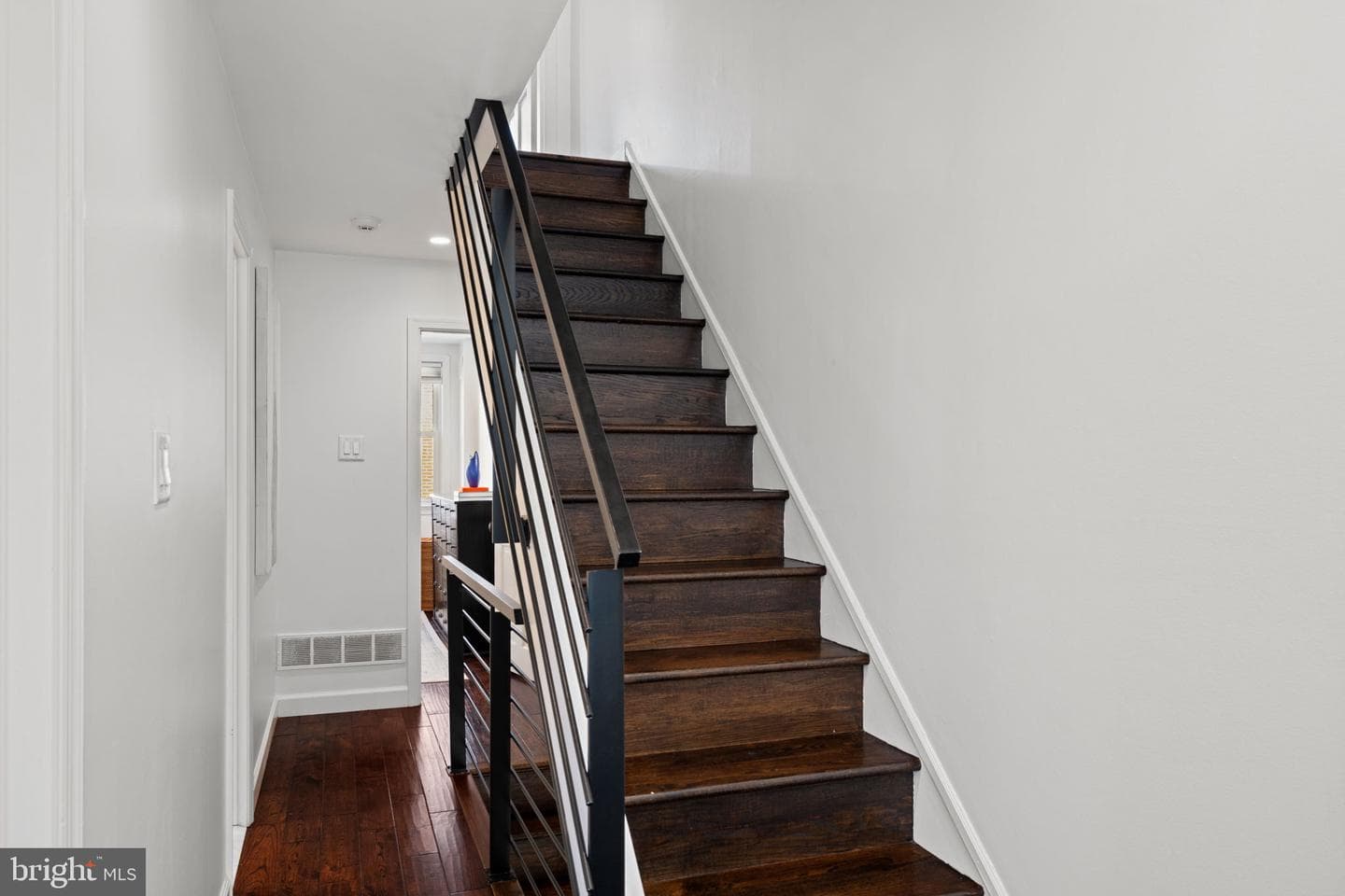 311 Pemberton Street photo 23