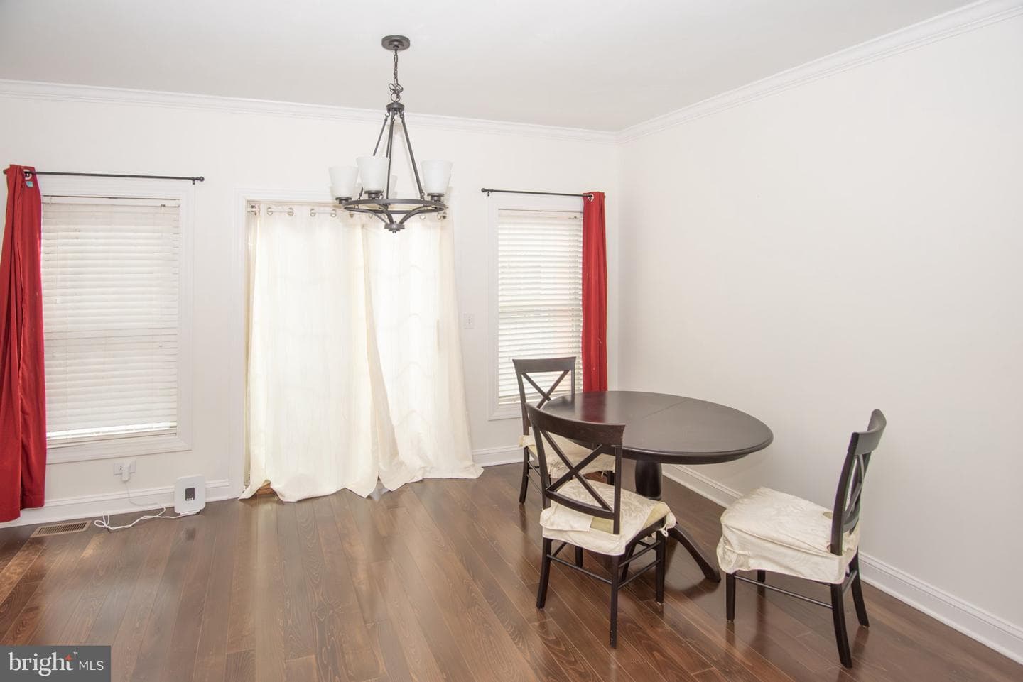 635 Dupont Street #S photo 10
