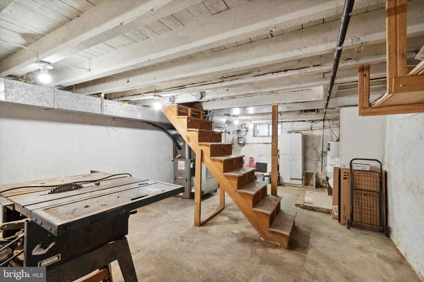 833 Almond Street photo 33