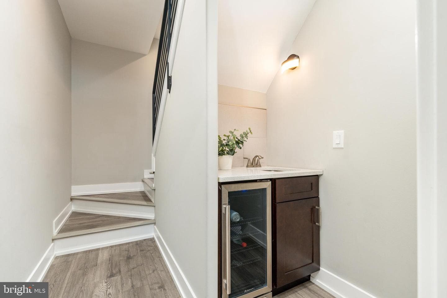 2224 N Hope Street photo 35