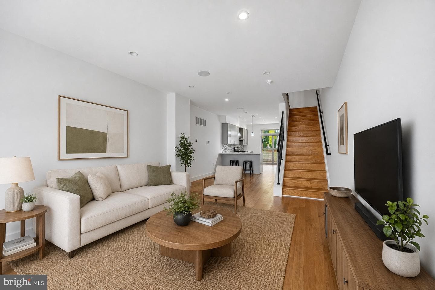 405 Greenwich Street photo 6