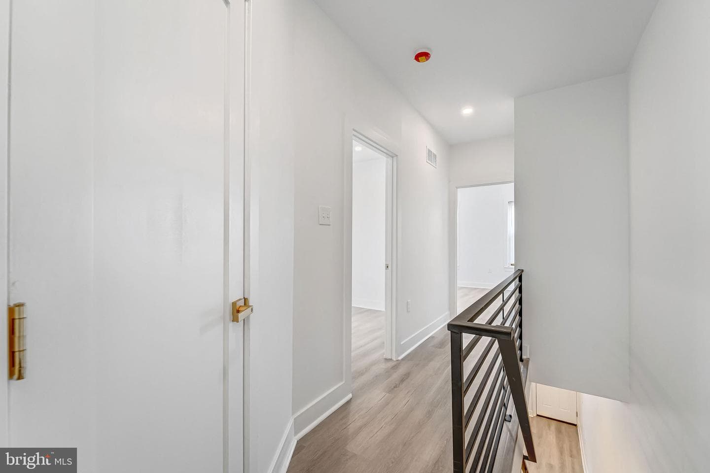 5540 W Oxford Street photo 15