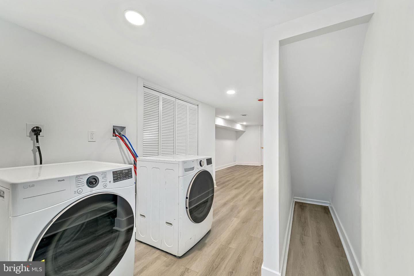 5540 W Oxford Street photo 27