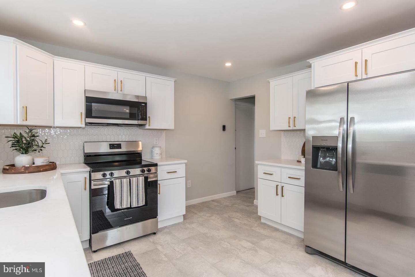 7901 Verree Road photo 10