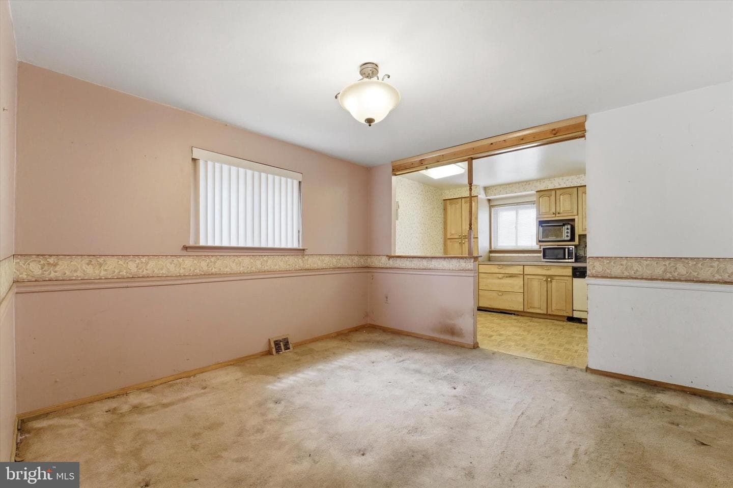 2641 Maxwell Street photo 3