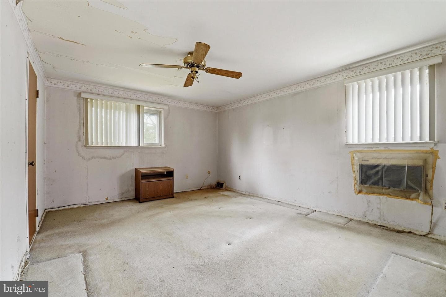 2641 Maxwell Street photo 8