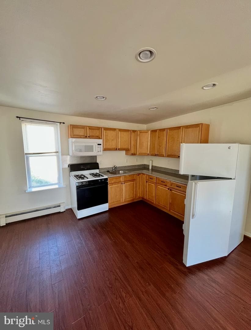 2518 Memphis Street photo 3