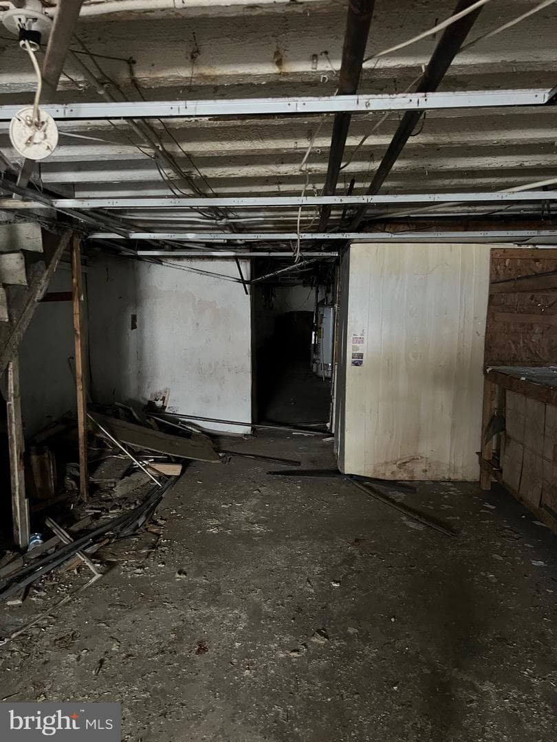 838 Snyder Avenue photo 9