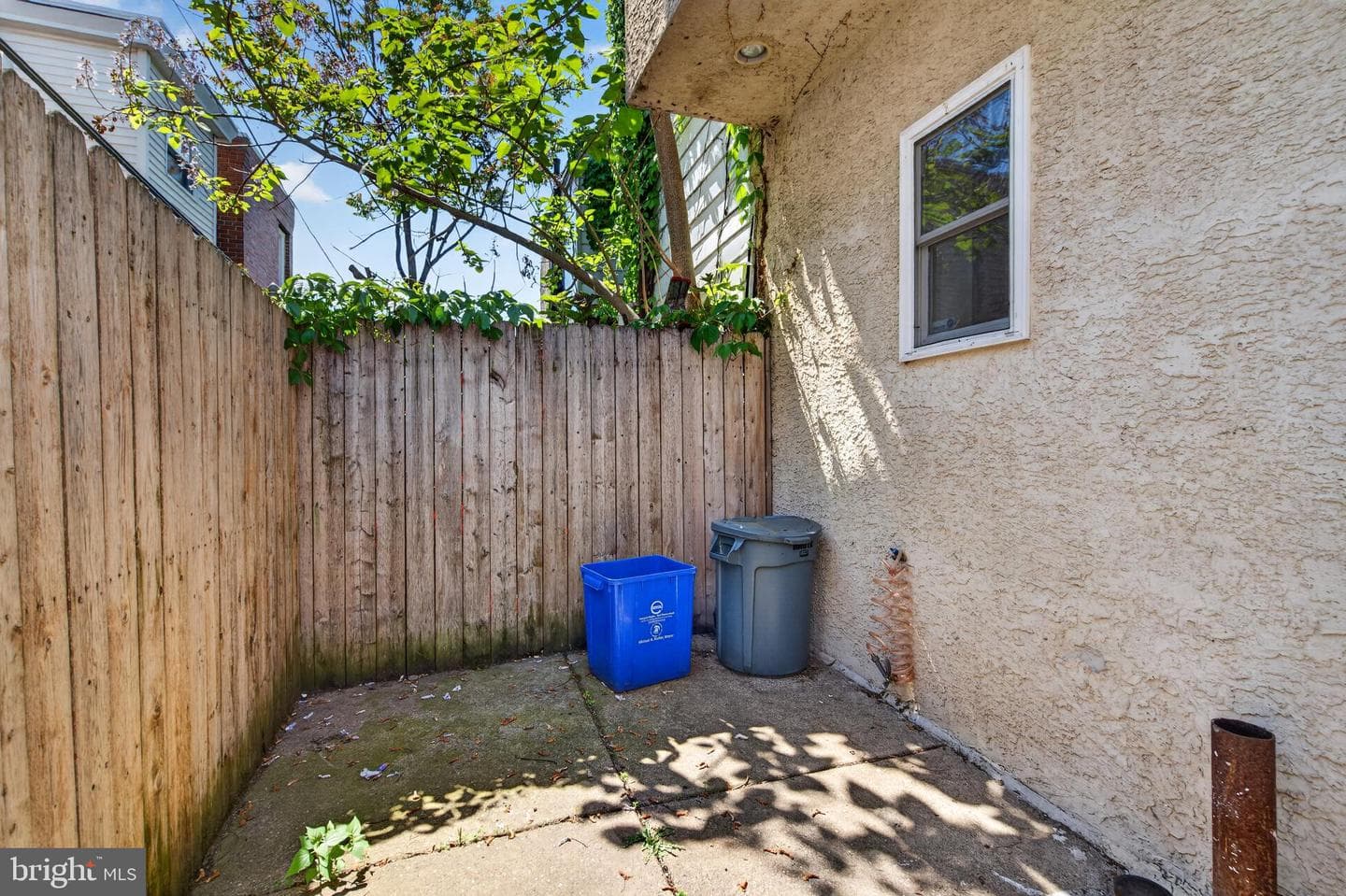 2355 E Harold Street photo 24