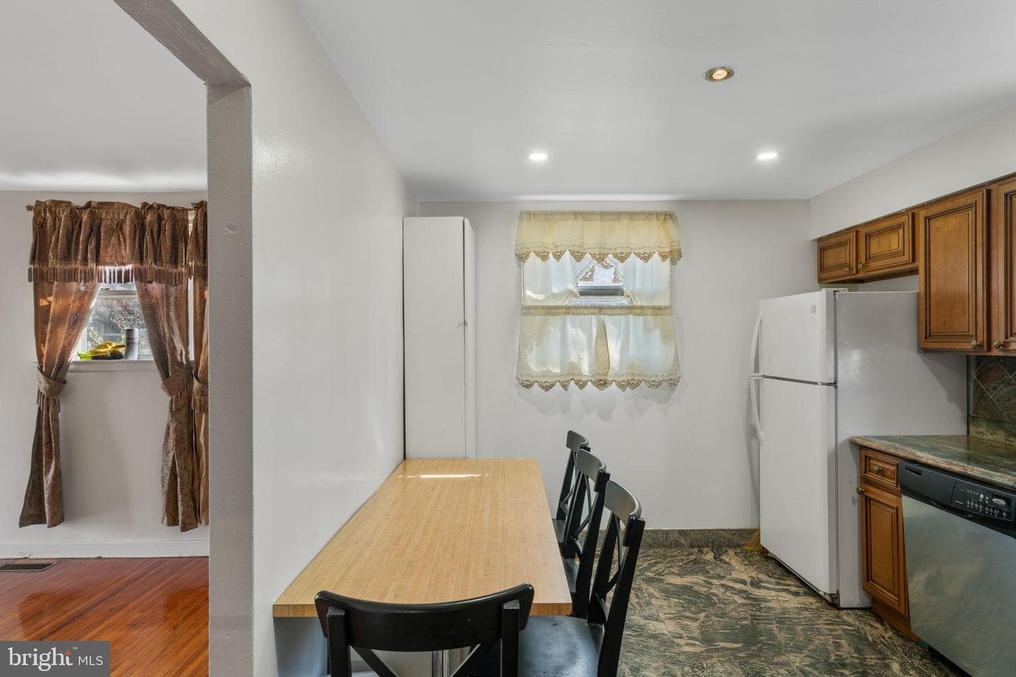 9967 Verree Road photo 8