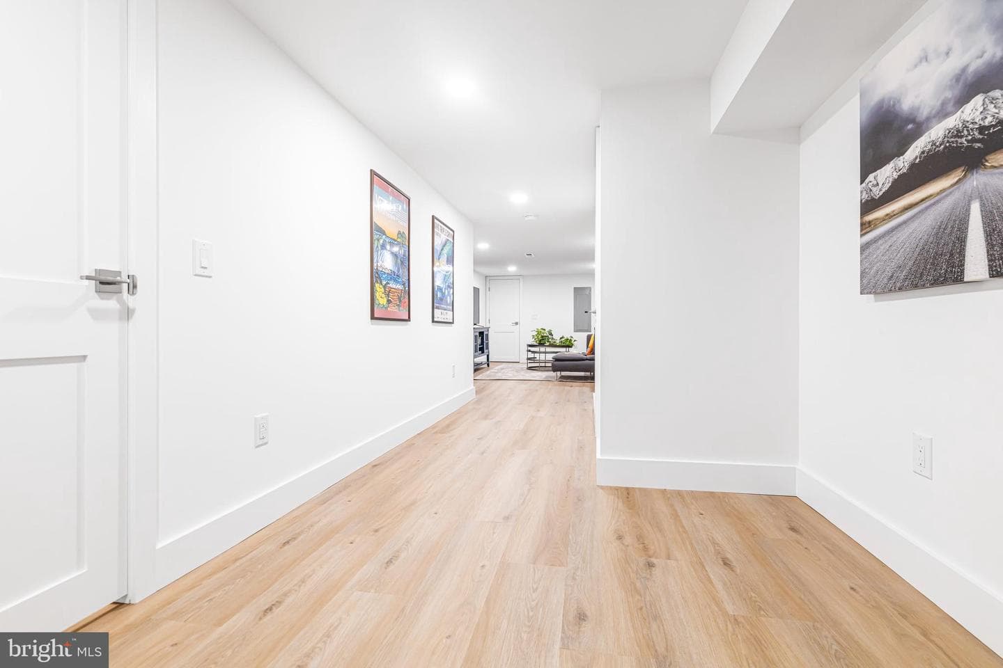 486 Shurs Lane photo 29