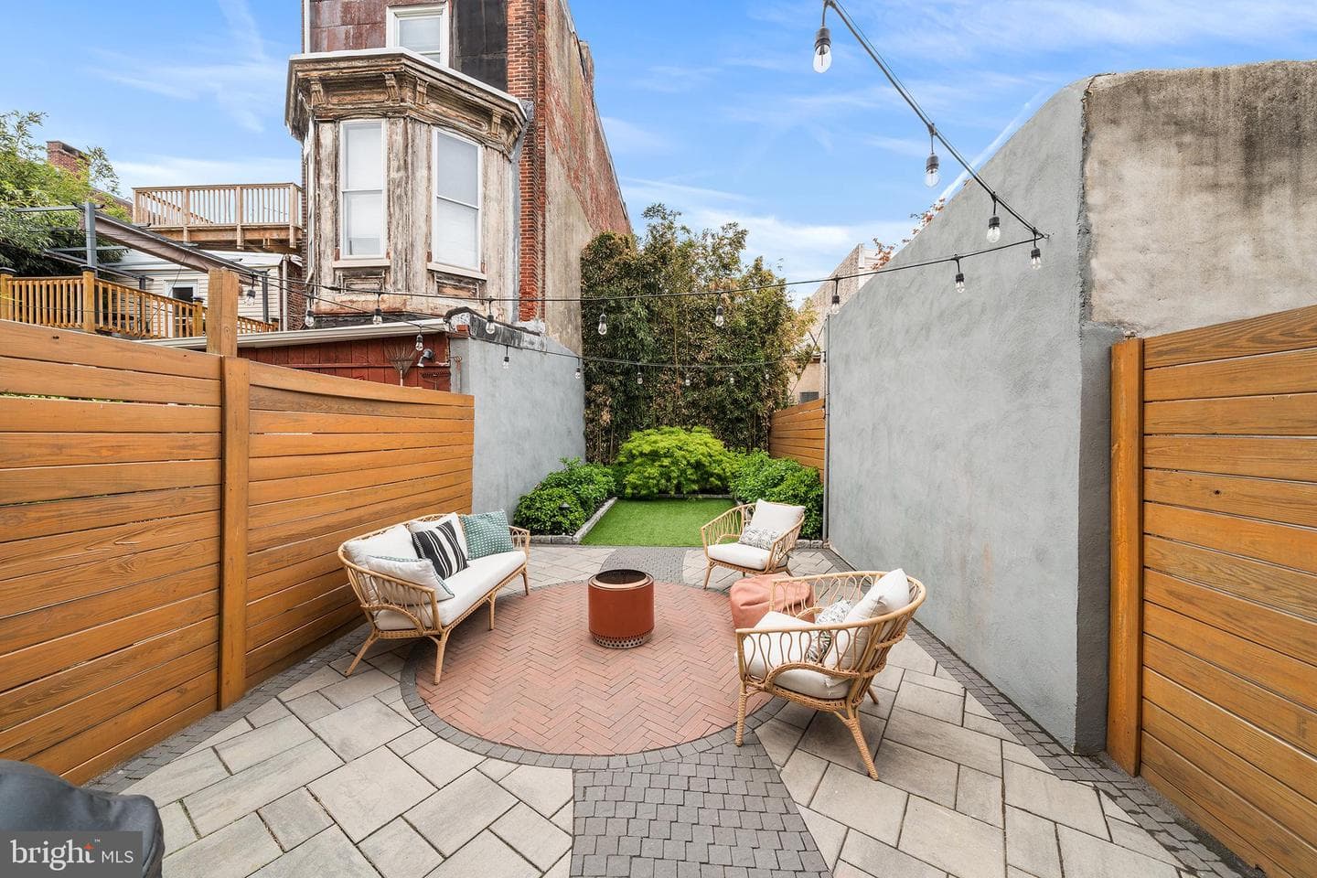 932 N Orianna Street photo 13