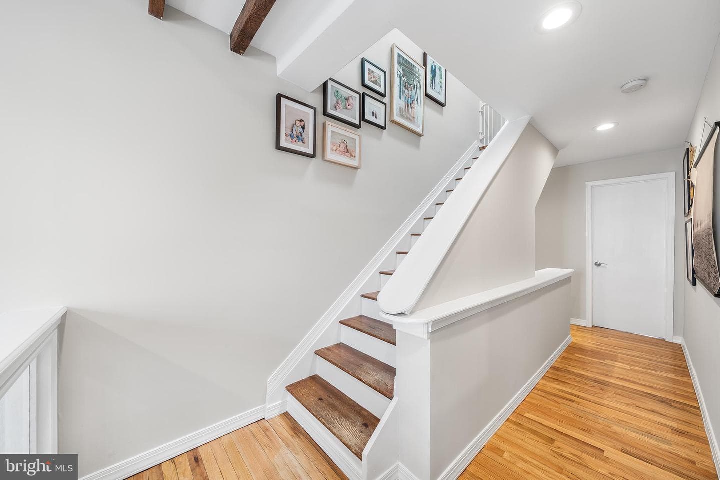 932 N Orianna Street photo 24