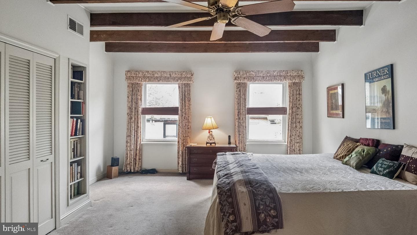 2049 Appletree Street photo 36