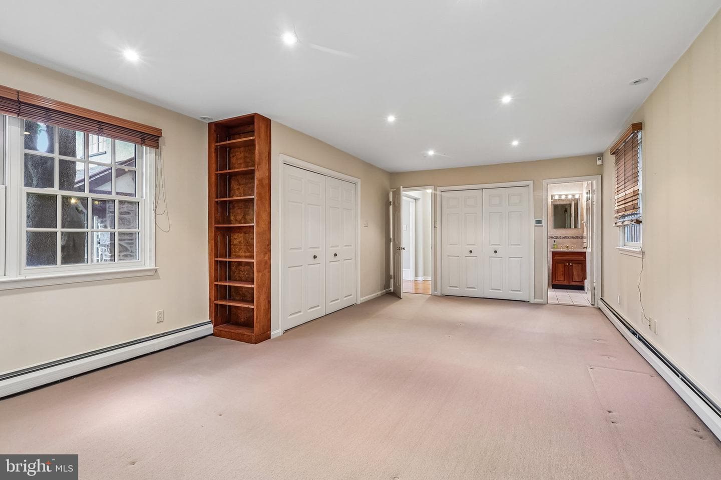 3219 W Penn Street photo 21