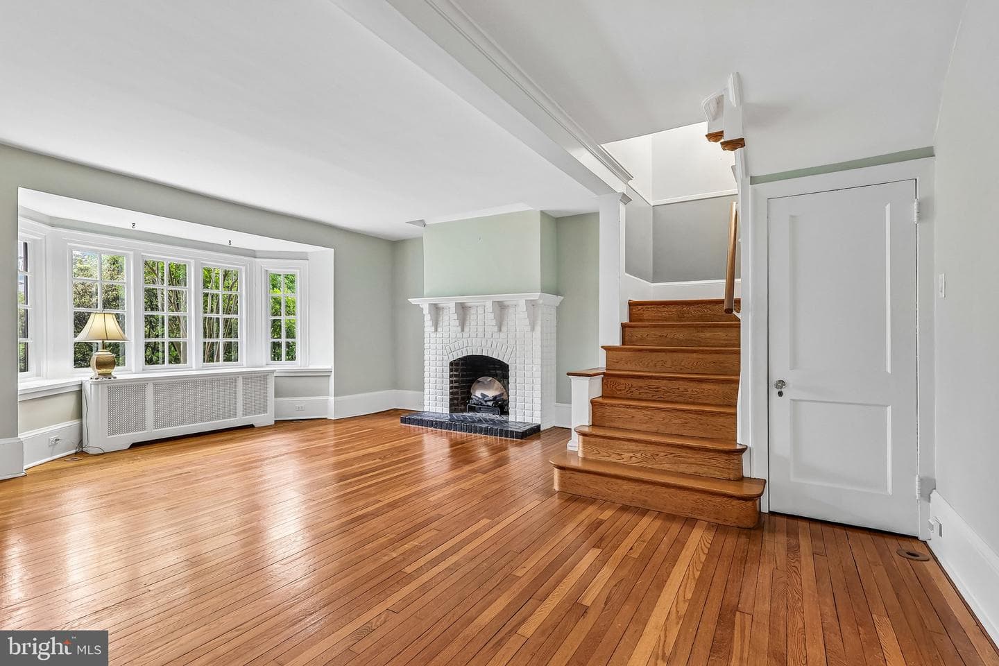 3219 W Penn Street photo 8