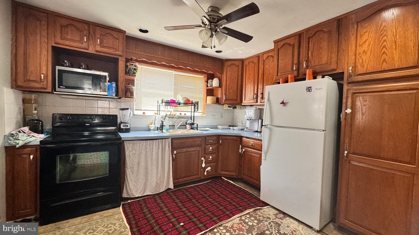 3348 Englewood Street photo 6