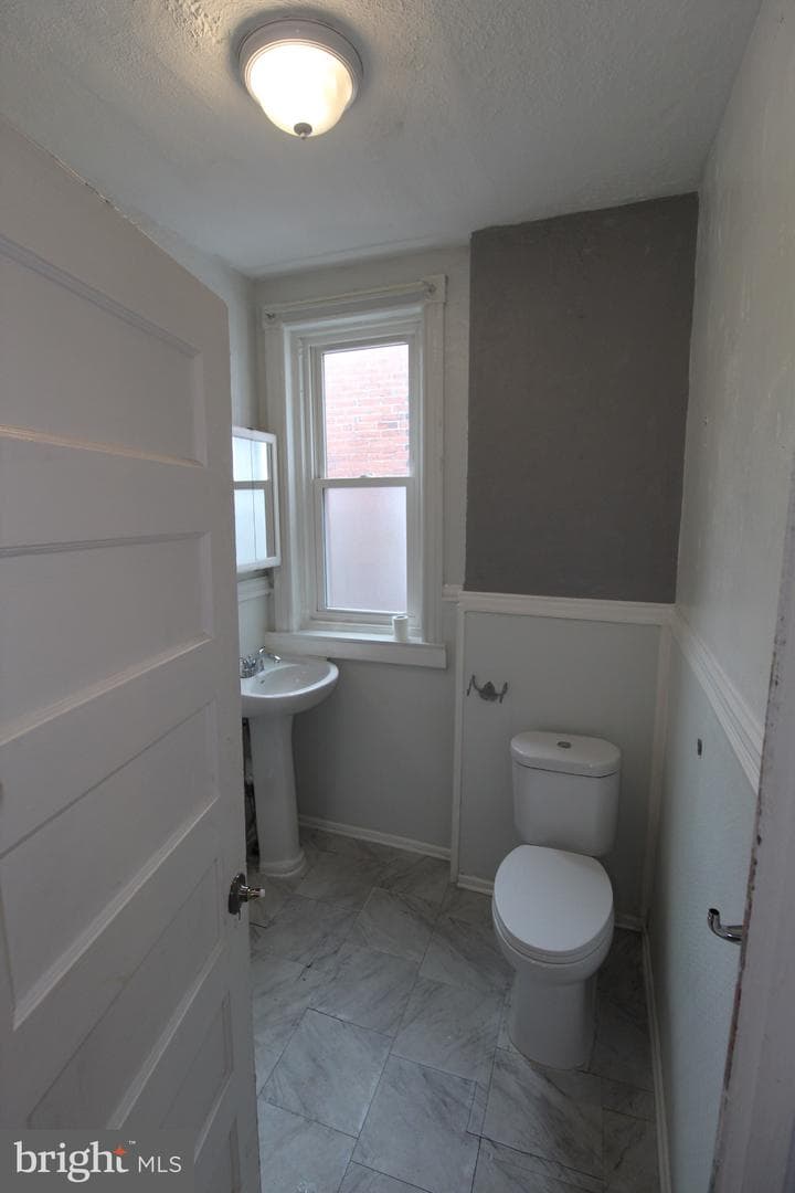 6048 Irving Street photo 13
