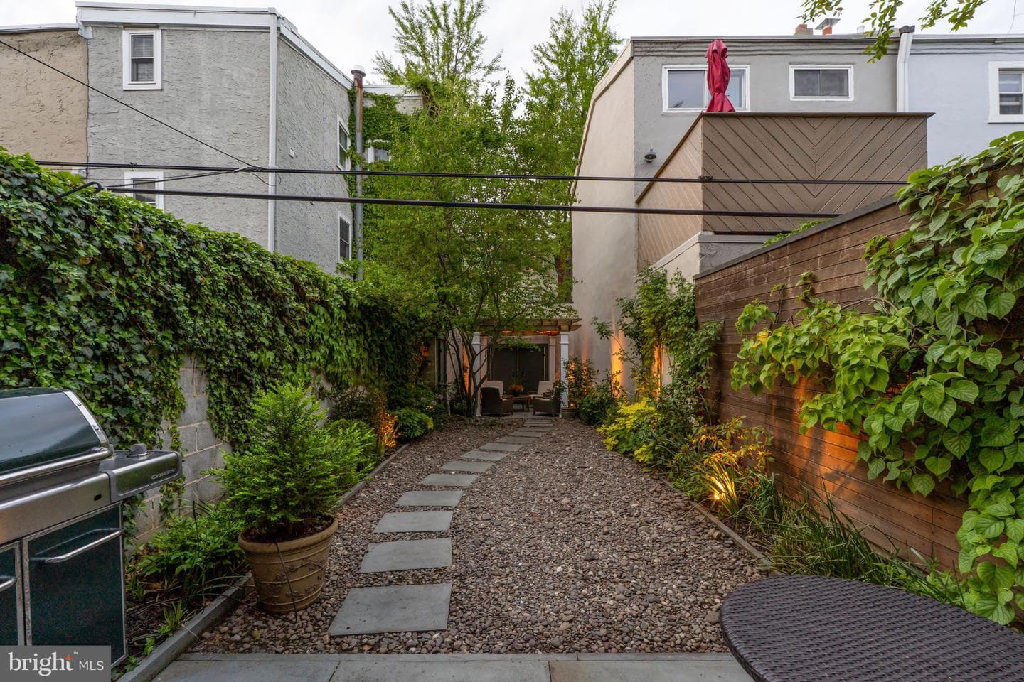 2415 Pine Street photo 20