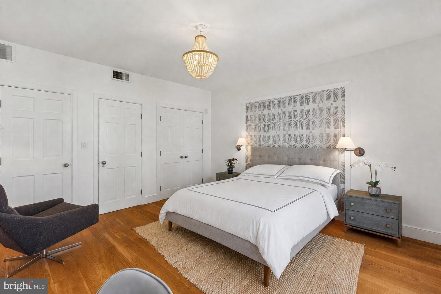 2415 Pine Street photo 30