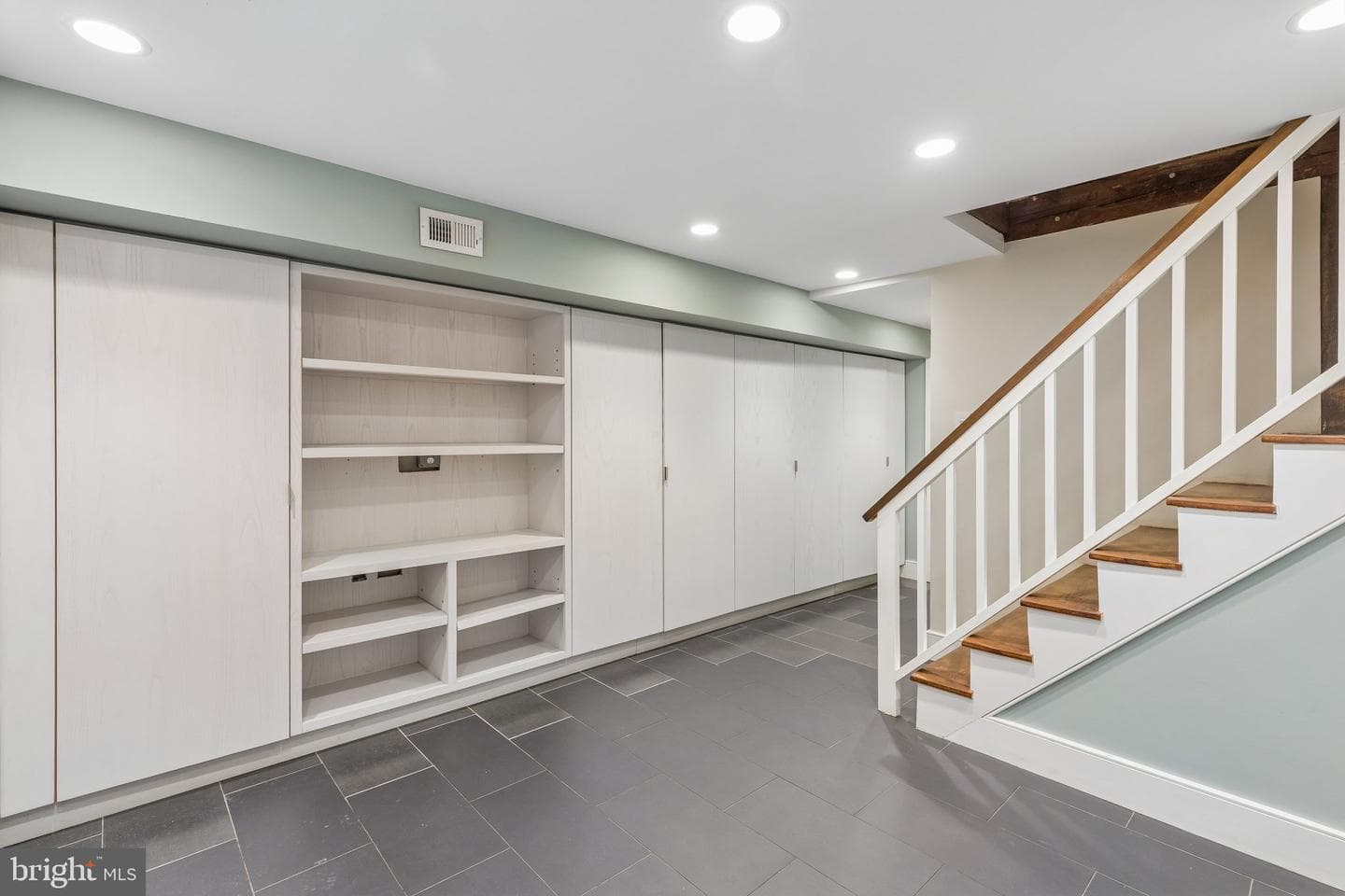 2415 Pine Street photo 39