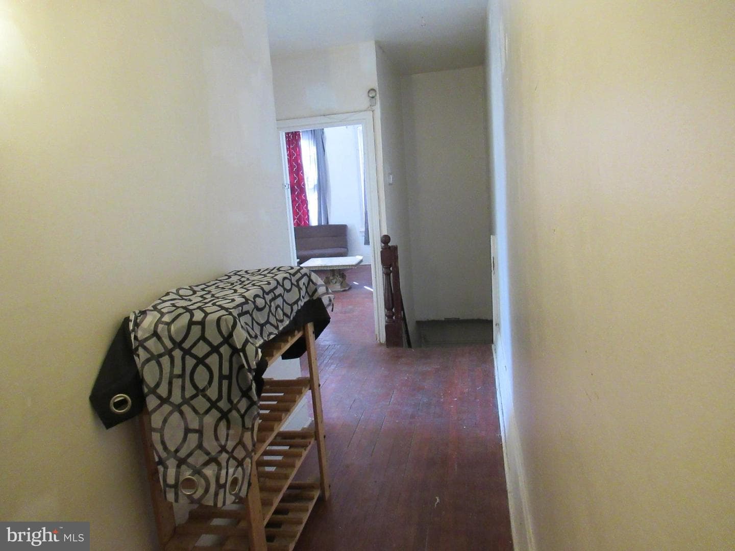 5022 Newhall Street photo 22
