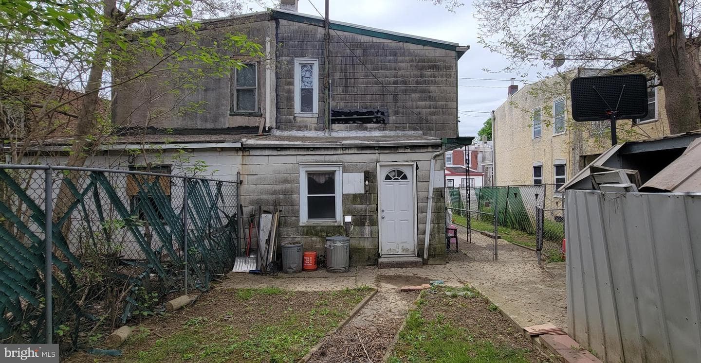 1683 Margaret Street photo 18