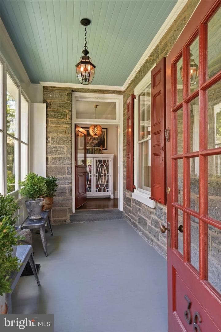 36 E Chestnut Hill Avenue photo 4