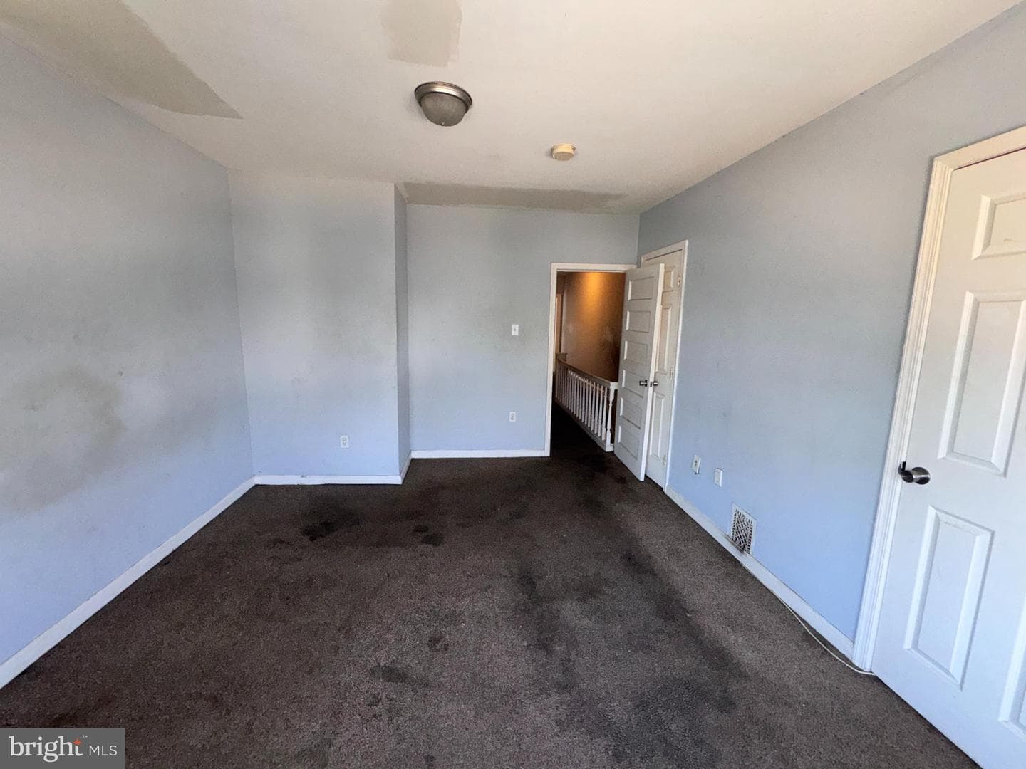 314 N Robinson Street photo 17