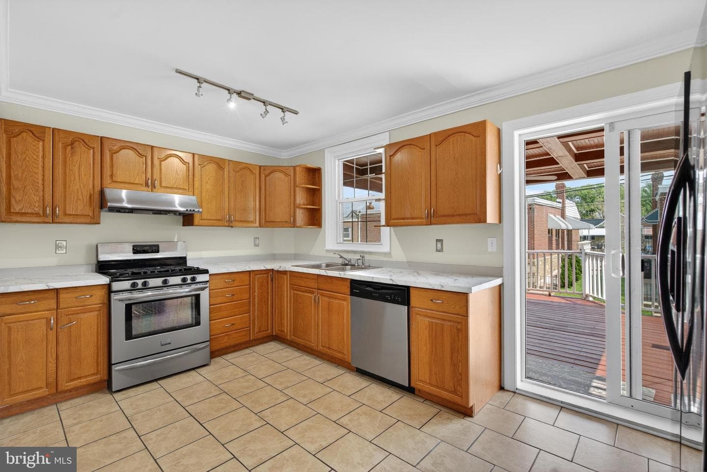 8129 Revere Street photo 9