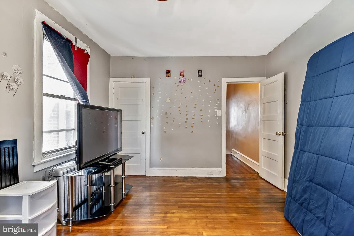 5506 Delancey St photo 10